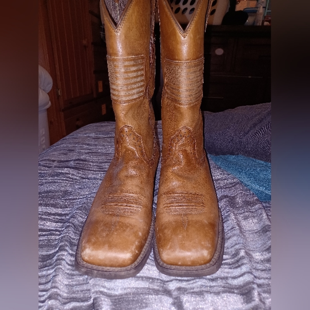 Ariat square toed boots